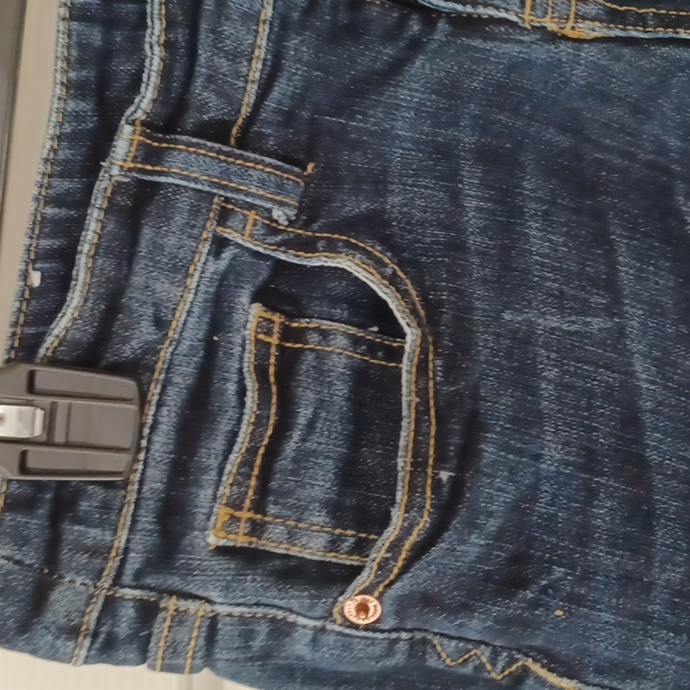 Mossimo shorts size 7 - Picture 3 of 6